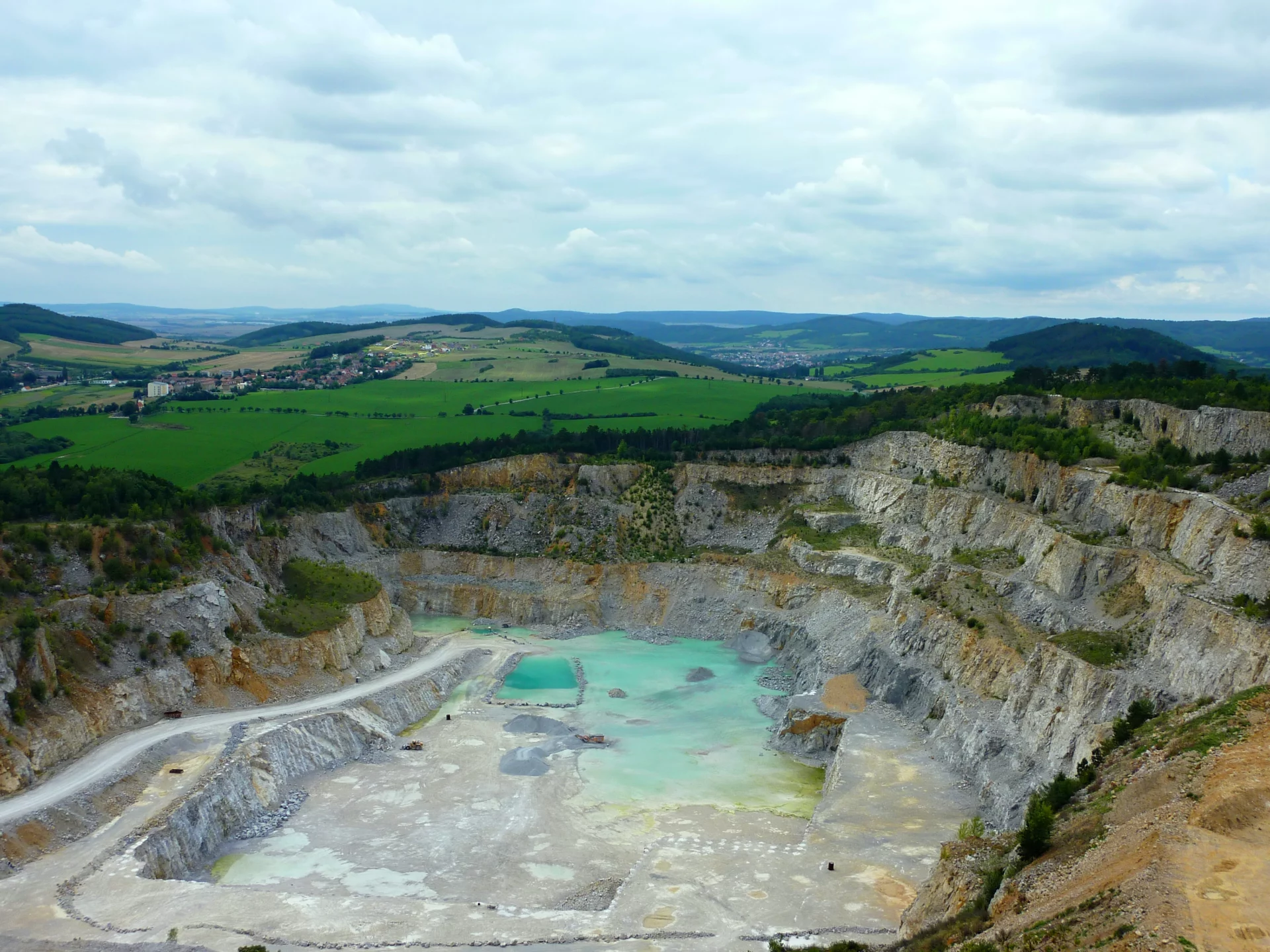 Konepruske Caves